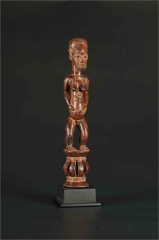   Weibliche Figur Baule, Elfenbeinküste Holz  