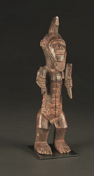  Männliche Figur, Bembe, Rep. Kongo, Holz, Höhe 33 cm