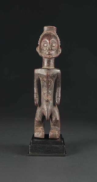  Männliche Figur, Buyu, Dem. Rep. Kongo, Holz, Höhe 27 cm