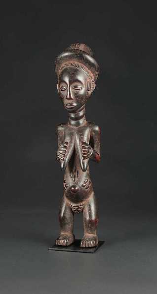  Weibliche Figur ,Luba, Hemba, Dem. Rep. Kongo, Holz, Perlenkette  Höhe 48 cm