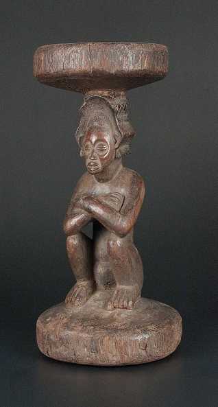  Hocker, Tchokwe, Dem. Rep. Kongo, Holz, Höhe 38 cm, Prov. Pater Eulert, Missionsmuseum, Wamba, Dem. Rep. Kongo