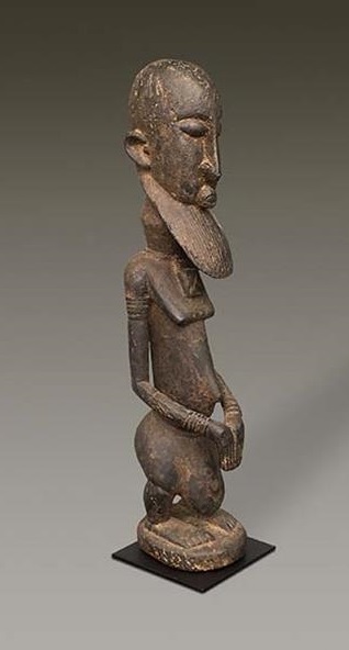 Männliche Figur Dogon Bamba-Region, Mali Holz Höhe 80 cm